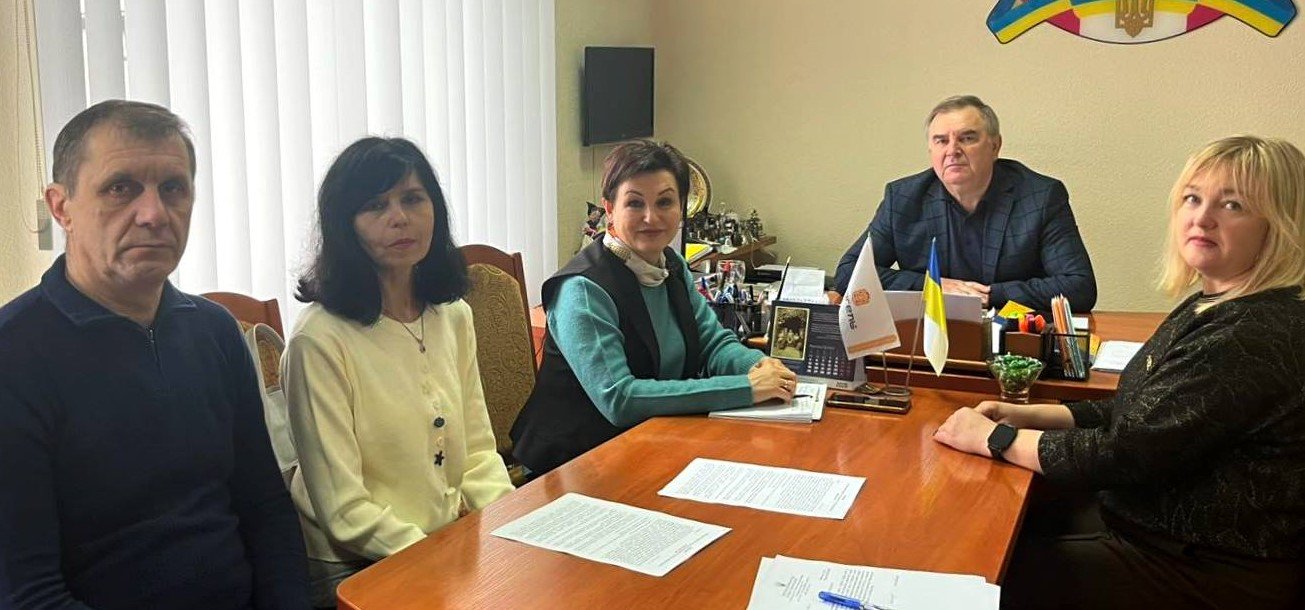 У Звягелі створили нову прийомну сім’ю для двох дітей-сиріт