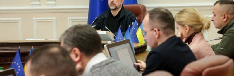 Шмигаль нагадав, що «різдвяний» день 25 грудня буде вихідним після закінчення війни