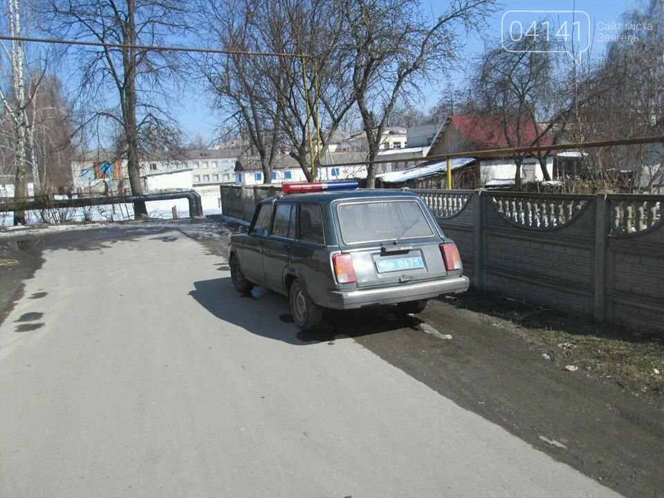 У Новограді-Волинському загинула жінка, яка випала з 4-го п..., фото-4 У Новограді-Волинському загинула жінка, яка випала з 4-го поверху (ФОТО), фото-4