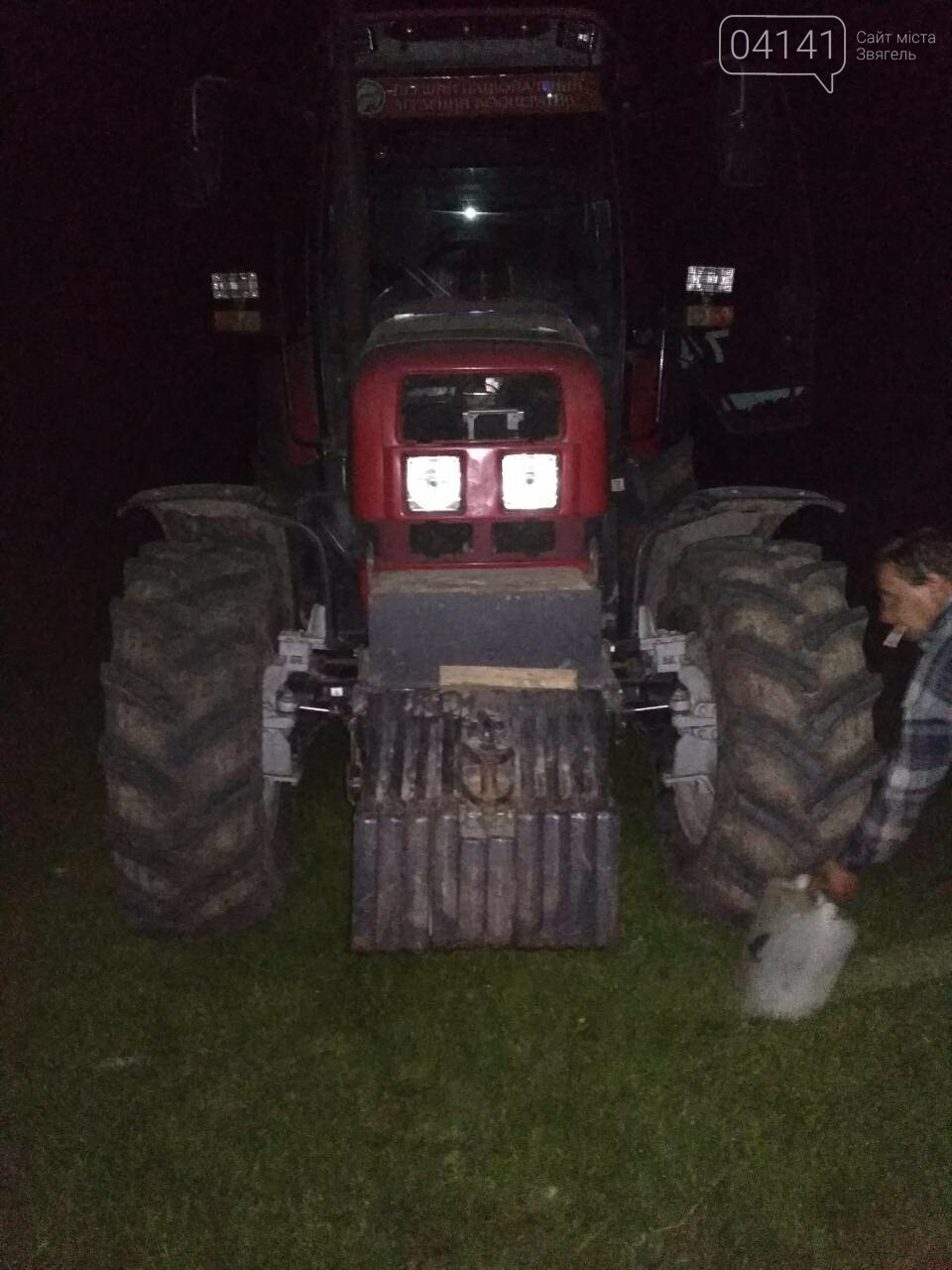 У Новоград-Волинському районі війна за землю: Уночі в селі..., фото-6 У Новоград-Волинському районі війна за землю: Уночі в селі Гульськ люди не допустили обробки спірних ділянок (ФОТО), фото-6