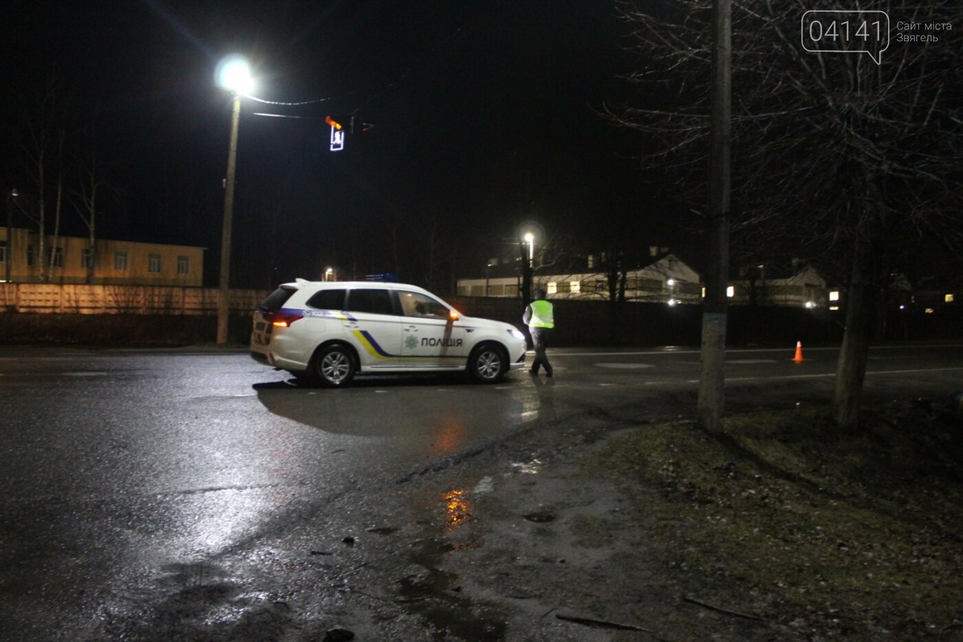 У Новограді водій збив насмерть хлопця та втік з місця приг..., фото-8 У Новограді водій збив насмерть хлопця та втік з місця пригоди (ФОТО, ВІДЕО з місця ДТП), фото-8