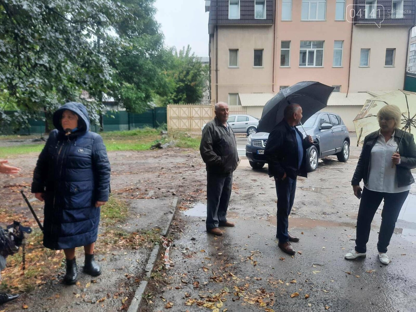 Танком не проїдеш: Жителі будинку по вулиці Пушкіна про бла..., фото-6 Танком не проїдеш: Жителі будинку по вулиці Пушкіна про благоустрій їх дому, фото-6
