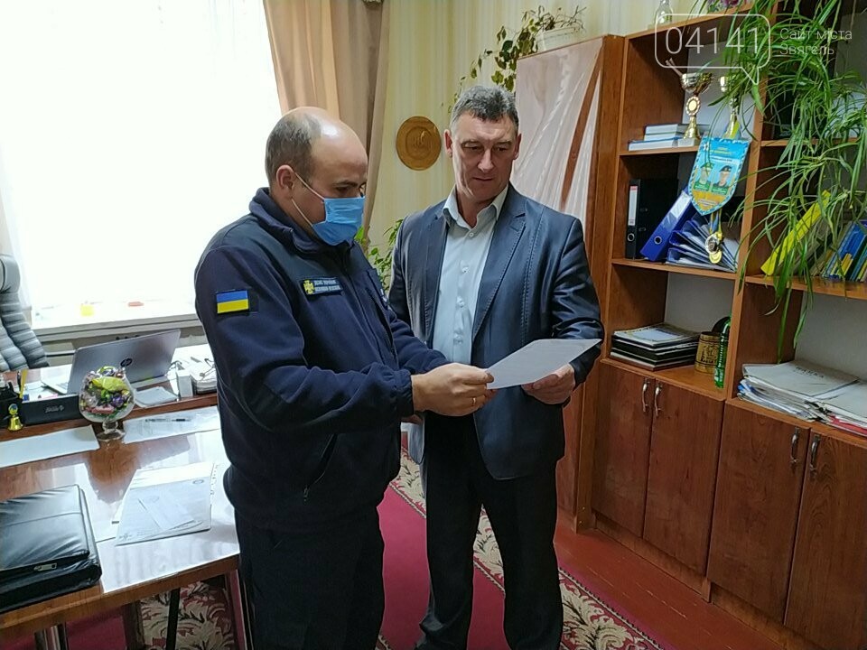На Новоград-Волинщині рятувальники проводять перевірки вибо..., фото-1 На Новоград-Волинщині рятувальники проводять перевірки виборчих дільниць, фото-1