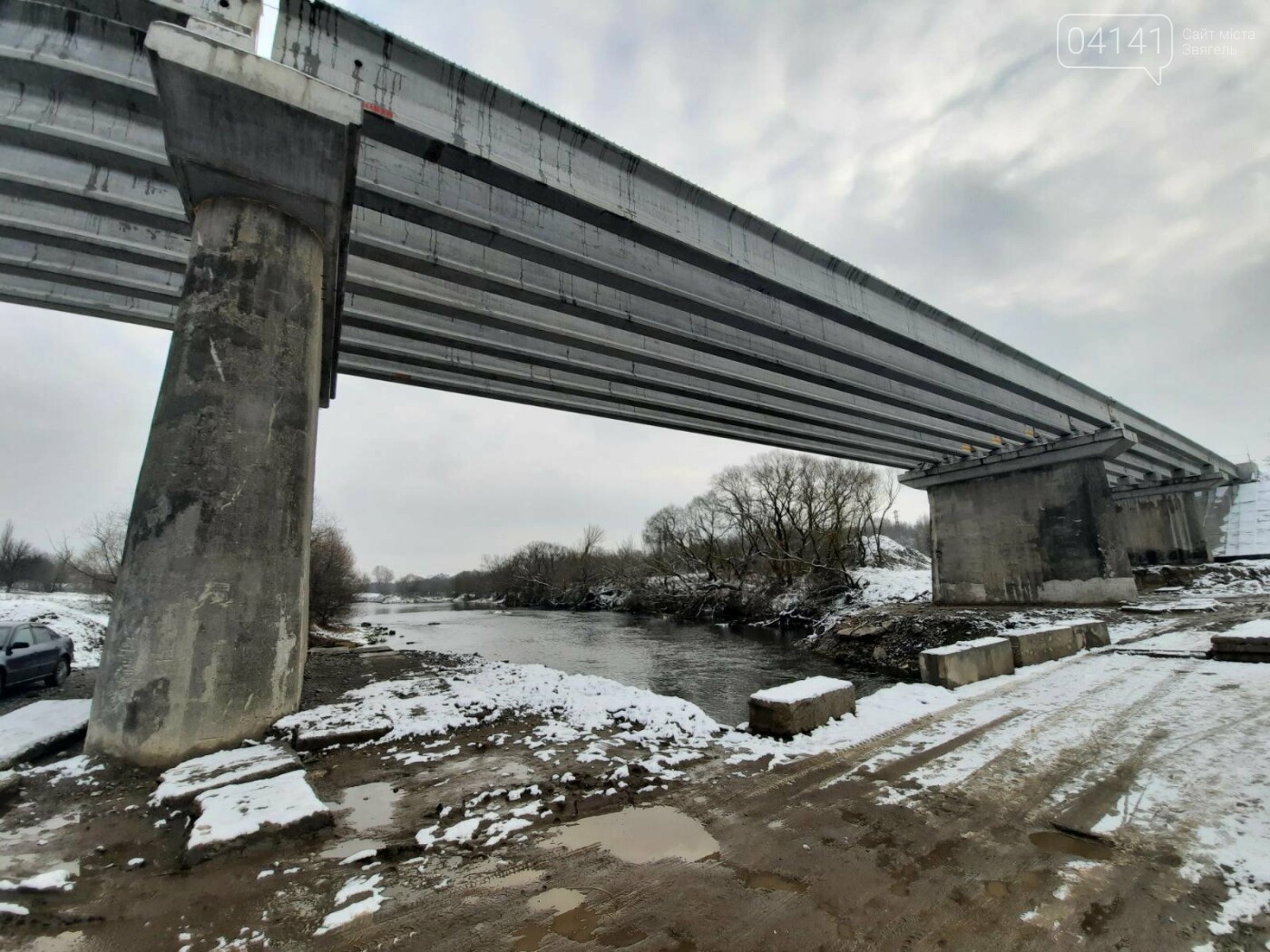 Навіть не пробуйте! Об'їхати вздовж Чижівського моста "чорт..., фото-4 Навіть не пробуйте! Об'їхати вздовж Чижівського моста "чортову" дорогу не вийде, фото-4