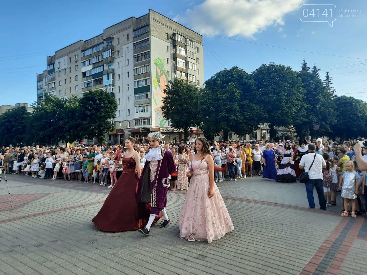 У Новограді-Волинському вперше пройшов "Звягельський бал" (ФОТО, ВІДЕО), фото-3