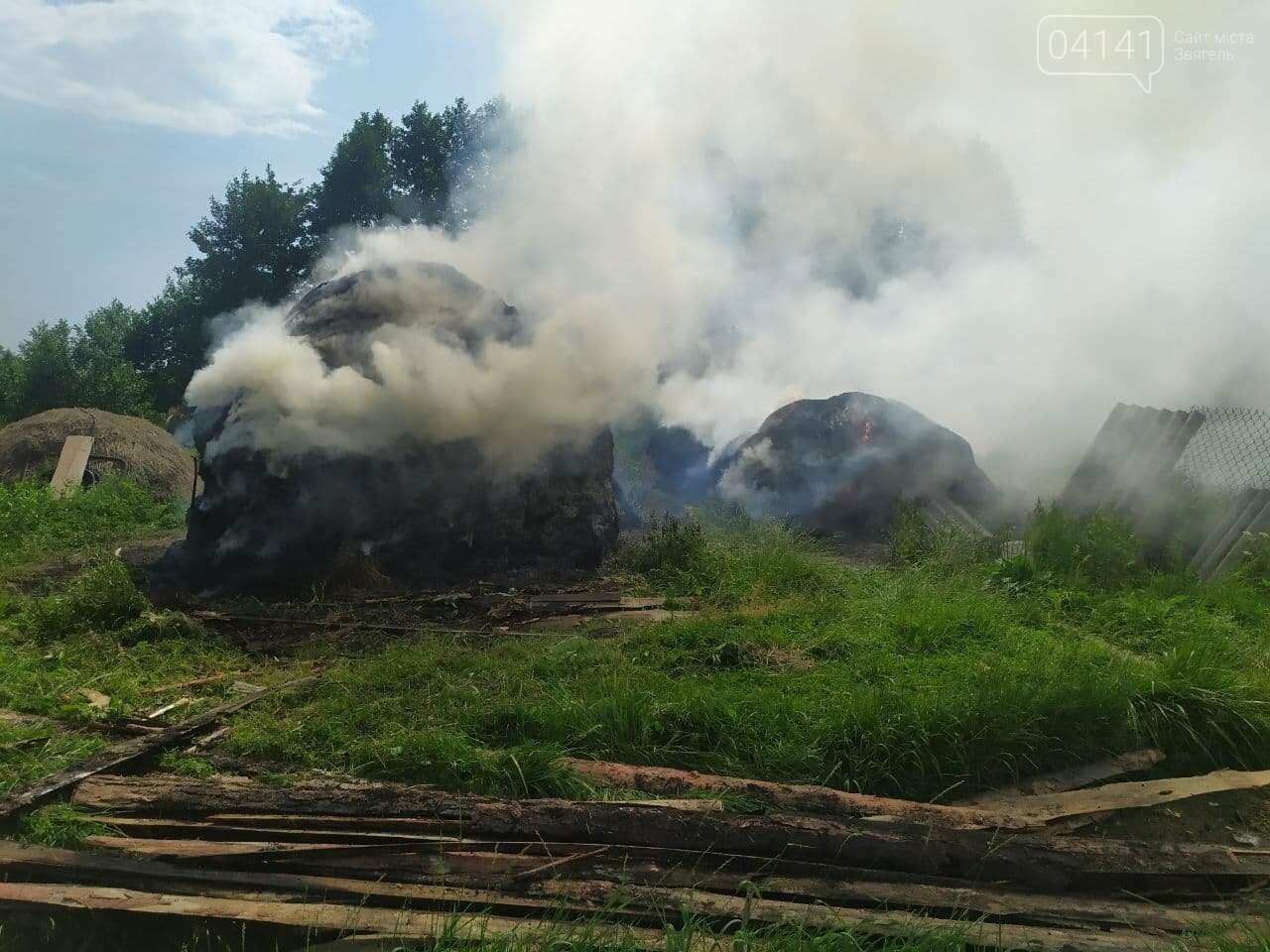 На Новоград-Волинщині внаслідок дитячих пустощів сталася п..., фото-1 На Новоград-Волинщині внаслідок дитячих пустощів сталася пожежа, фото-1