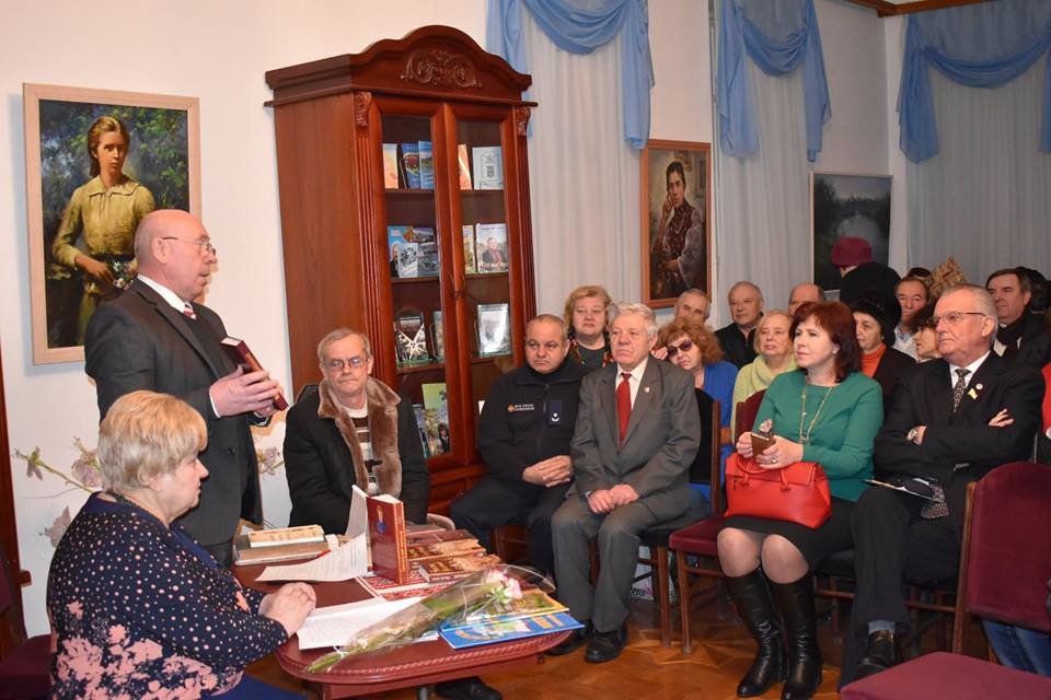 У Новограді-Волинському презентували книгу «Звягельський ка..., фото-1 У Новограді-Волинському презентували книгу «Звягельський календар. Віхи історії», фото-1