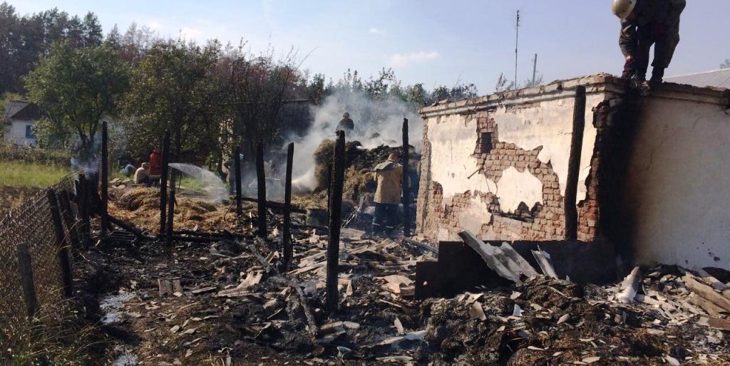 Новоград-Волинський район: під час пожежі пожежники врятували житло... Новоград-Волинський район: під час пожежі пожежники врятували житловий будинок, Олександр Сукач