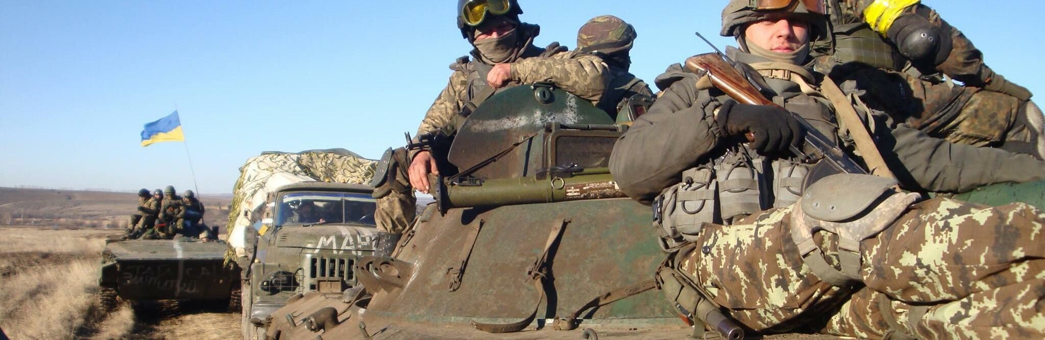 Намагаюсь жити по принципипу: "Лише вперед!" - старший механік-воді... Намагаюсь жити по принципипу: "Лише вперед!" - старший механік-водій 30 окремої механізованої бригади, Олександр Сукач